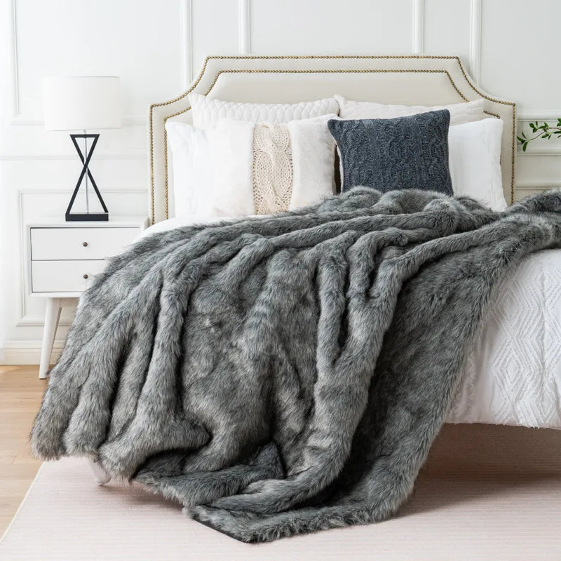 Plaid en fausse fourrure de renard