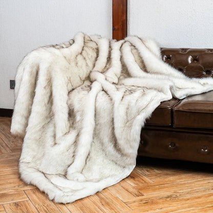Plaid en fausse fourrure de renard