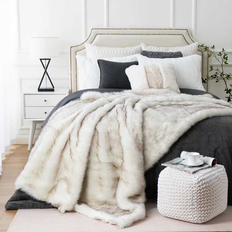 Plaid en fausse fourrure de renard