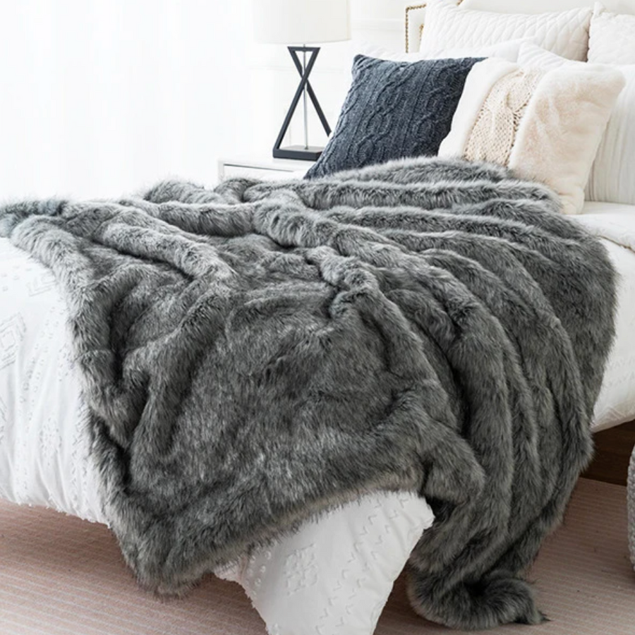 Plaid en fausse fourrure de renard